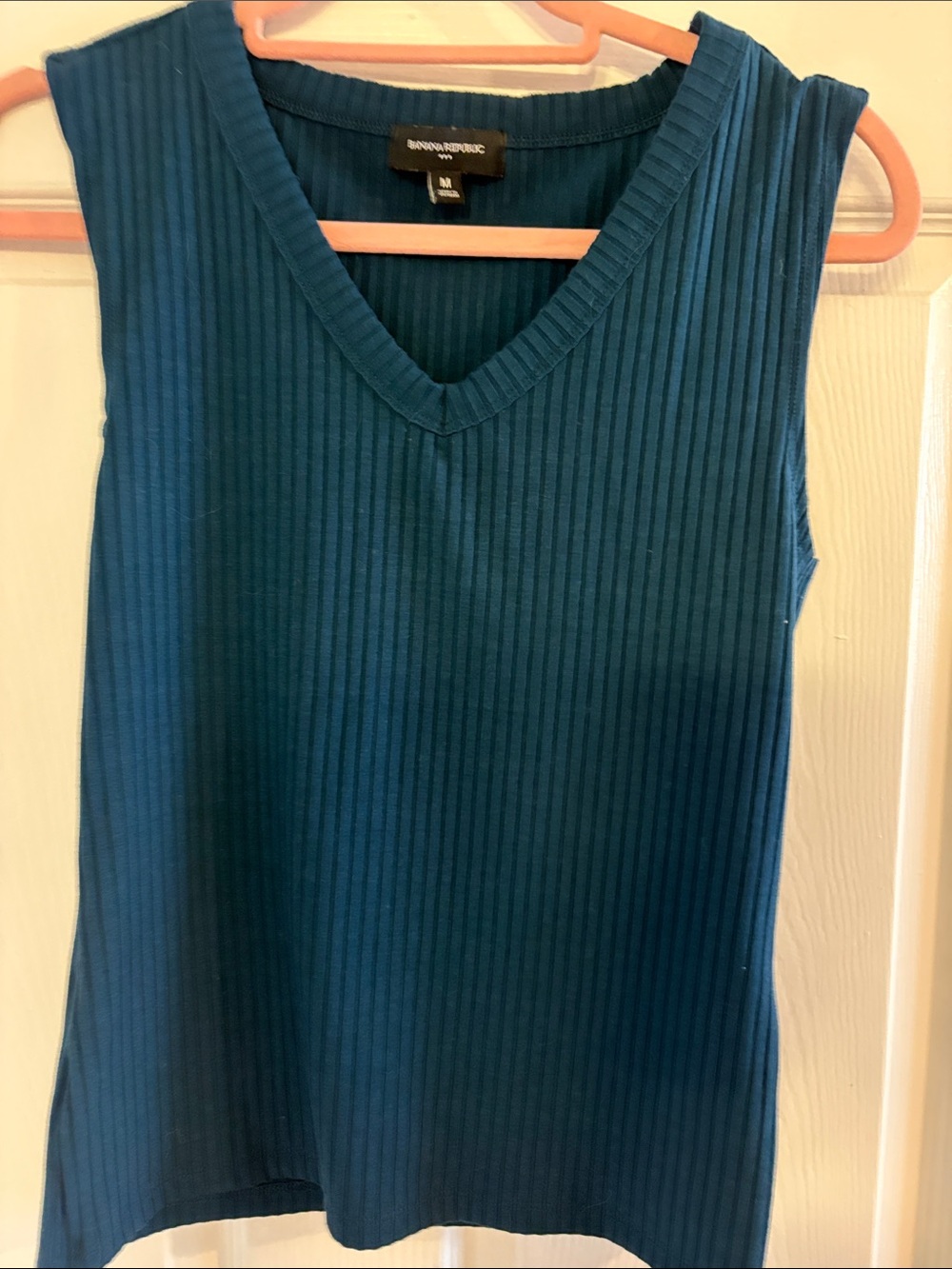 Banana Republic Teal Ribbed V-Neck Sleeveless Tank office siren